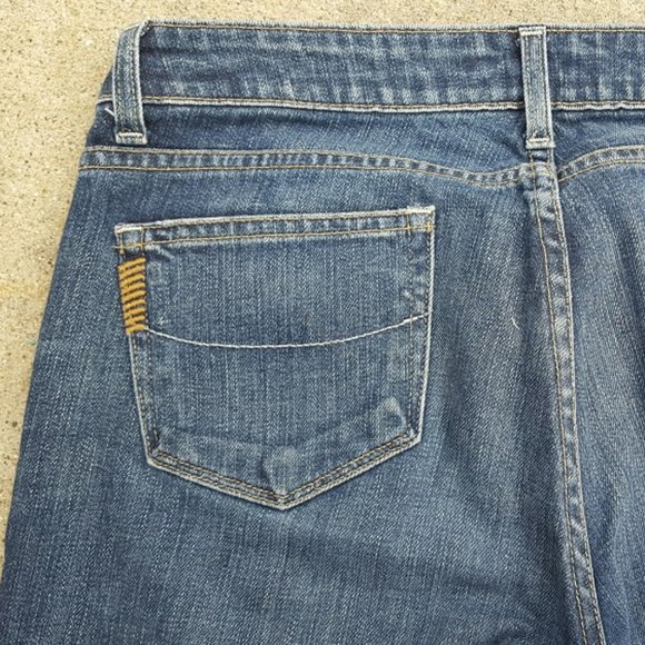 Paige Jeans "Robertson" Flare Leg & Low Rise Denim, Style 0181-0001 Size 29 - Picture 9 of 9